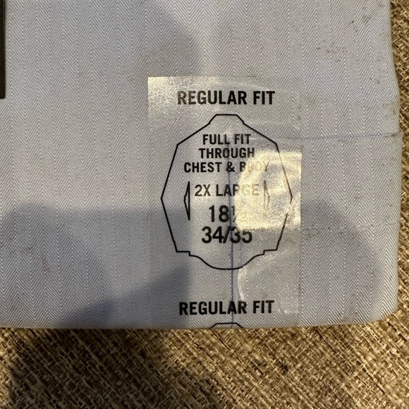 Van Heusen - Picture 6 of 6